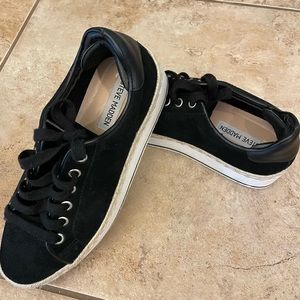 Steve Madden black platform tennis shoes size 7.5